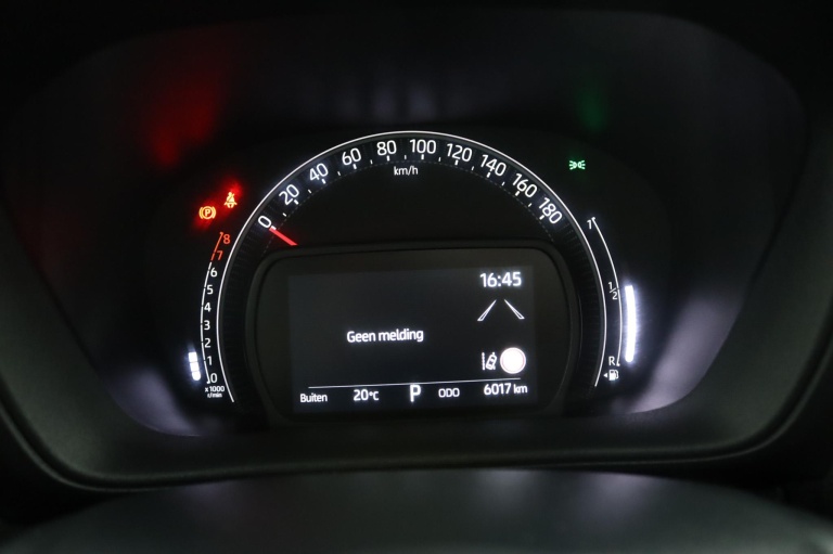 Toyota Aygo X - 1.0 VVT-i S-CVT Envy 47