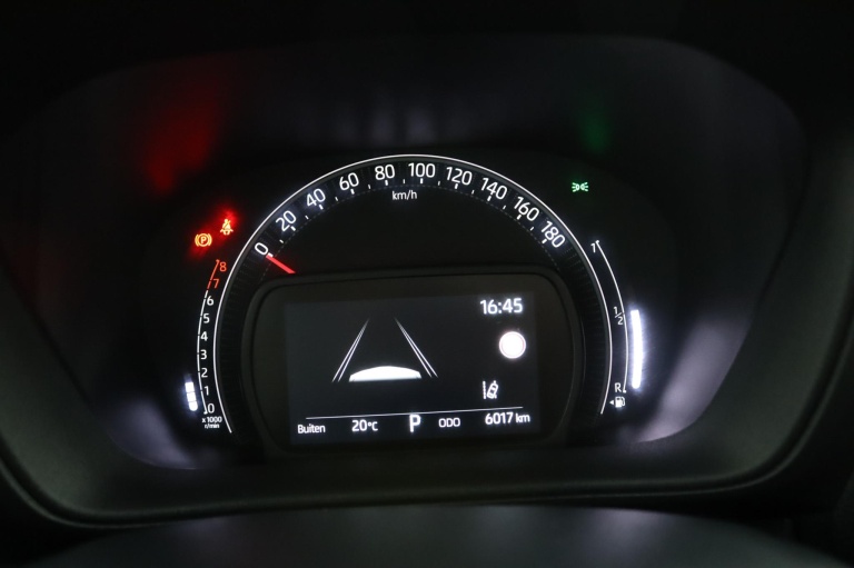 Toyota Aygo X - 1.0 VVT-i S-CVT Envy 49