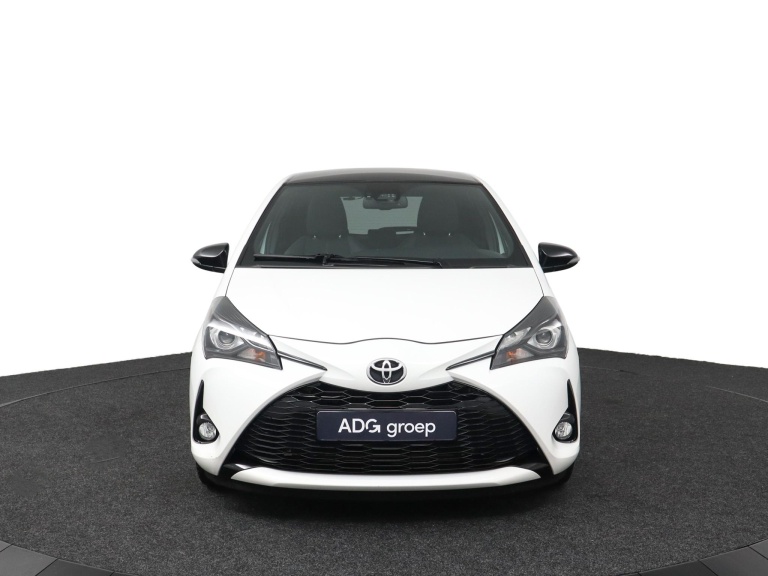 Toyota Yaris - 1.5 Hybrid GR-Sport 16