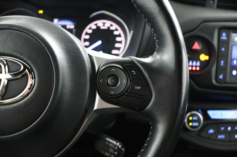 Toyota Yaris - 1.5 Hybrid GR-Sport 21