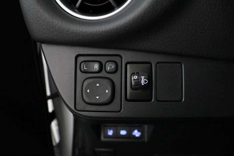 Toyota Yaris - 1.5 Hybrid GR-Sport 29