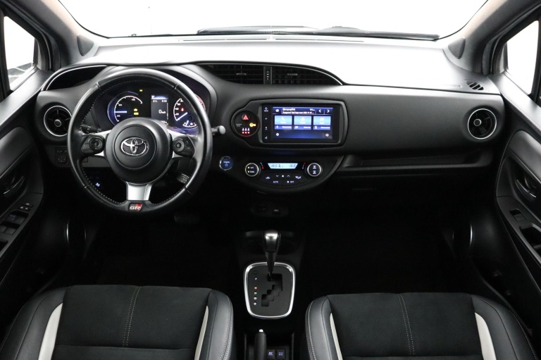 Toyota Yaris - 1.5 Hybrid GR-Sport 4