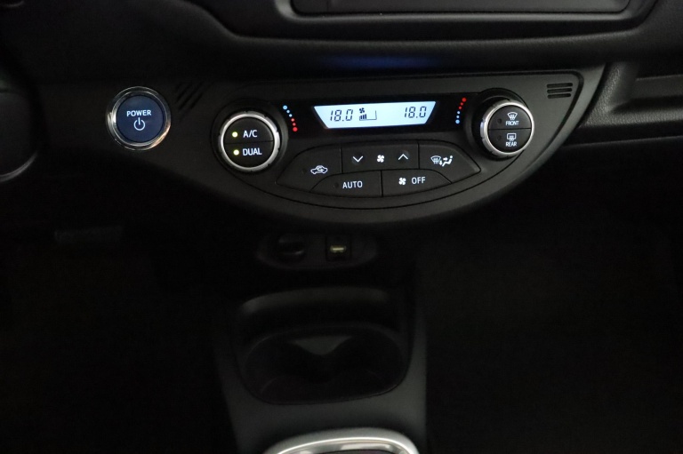 Toyota Yaris - 1.5 Hybrid GR-Sport 7