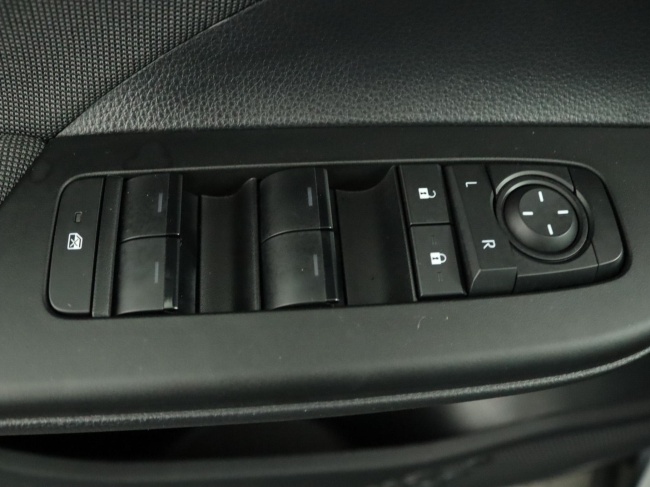 Toyota C-HR - 1.8 Hybrid 140 Active