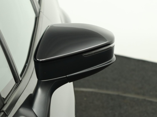 Toyota C-HR - 1.8 Hybrid 140 Active