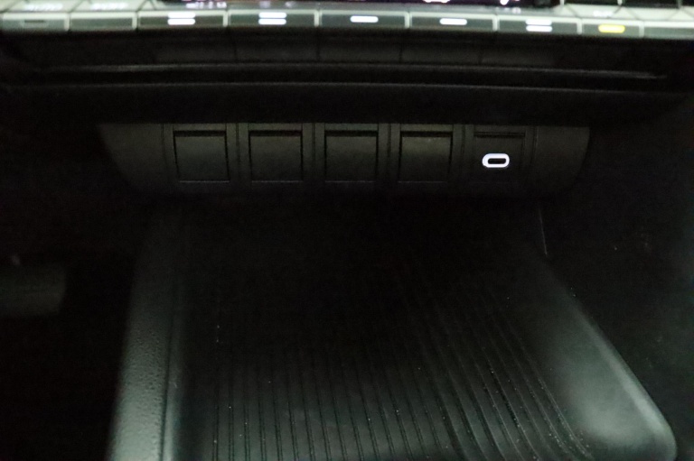 Toyota C-HR - 1.8 Hybrid 140 Active 54