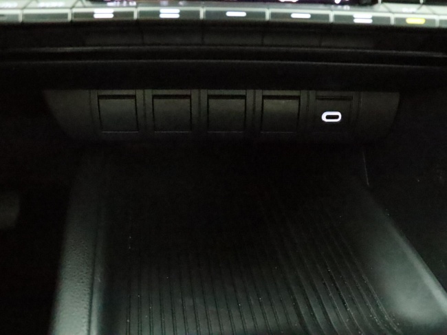 Toyota C-HR - 1.8 Hybrid 140 Active