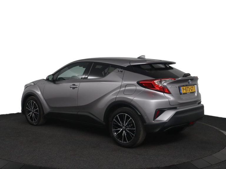 Toyota Toyota C-HR 1.8 Hybrid Executive - 1.8 Hybrid Executive 12