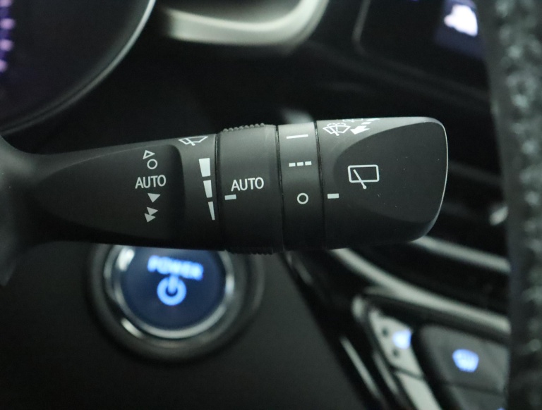 Toyota Toyota C-HR 1.8 Hybrid Executive - 1.8 Hybrid Executive 32