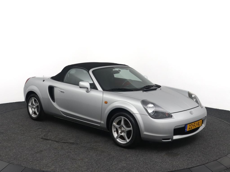 Toyota MR 2 - 1.8-16v VVT-i 13