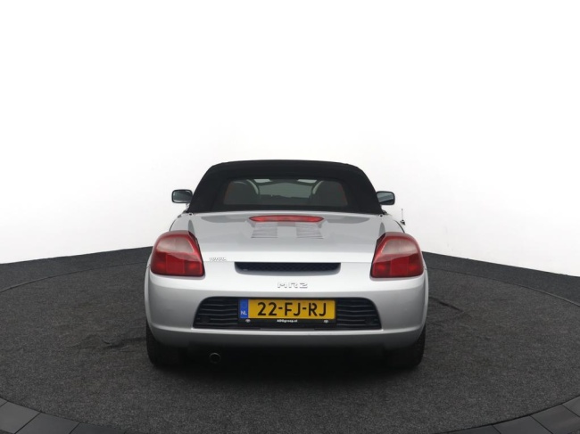 Toyota MR 2 - 1.8-16v VVT-i