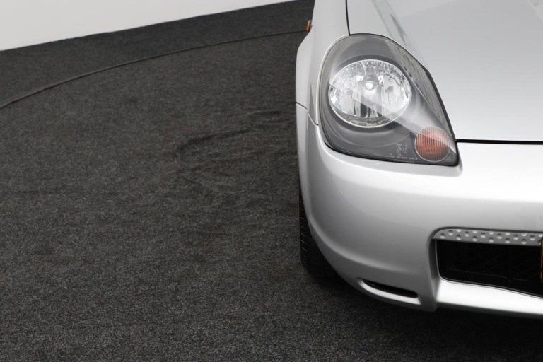 Toyota MR 2 - 1.8-16v VVT-i 20