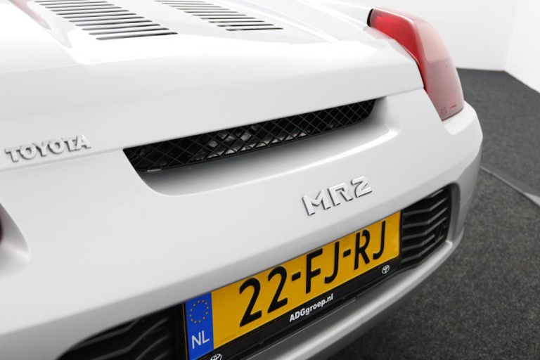 Toyota MR 2 - 1.8-16v VVT-i 33