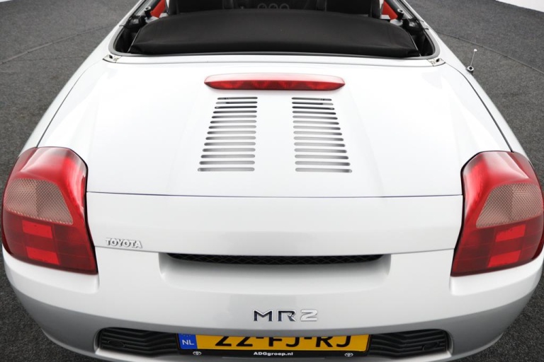 Toyota MR 2 - 1.8-16v VVT-i 34