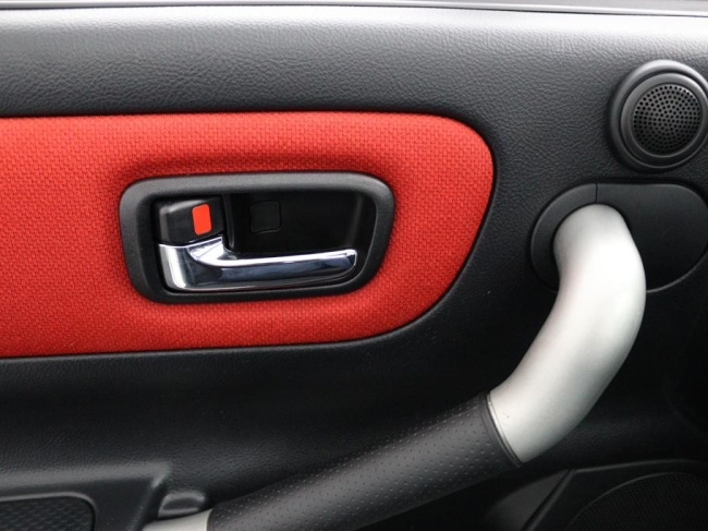 Toyota MR 2 - 1.8-16v VVT-i