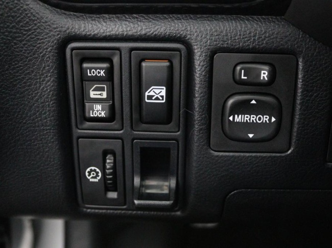 Toyota MR 2 - 1.8-16v VVT-i