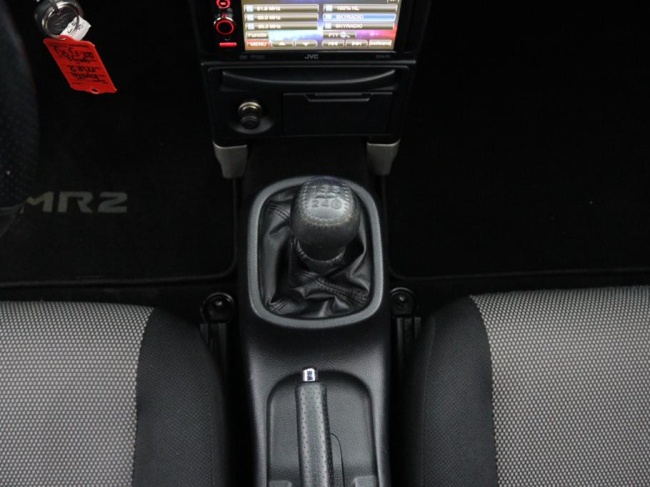 Toyota MR 2 - 1.8-16v VVT-i