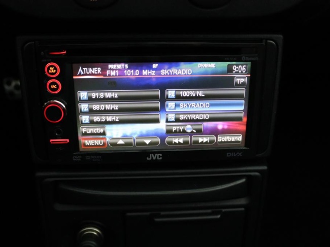 Toyota MR 2 - 1.8-16v VVT-i