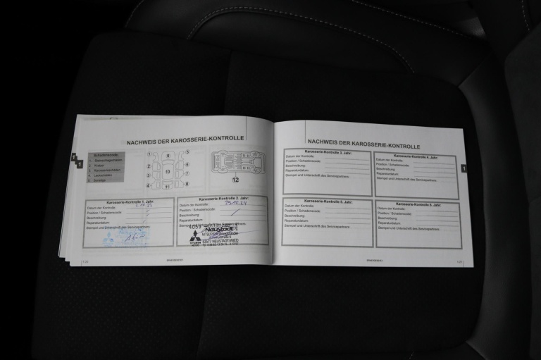 Mitsubishi Eclipse Cross - 2.4 PHEV Black Edition 46