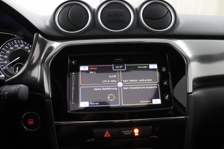 Suzuki Vitara - 1.4 Boosterjet Style Smart Hybrid 19