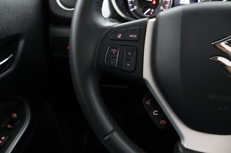 Suzuki Vitara - 1.4 Boosterjet Style Smart Hybrid 21