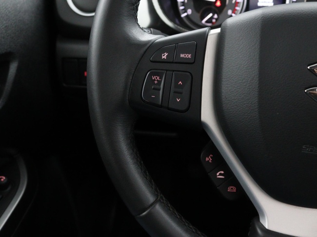 Suzuki Vitara - 1.4 Boosterjet Style Smart Hybrid