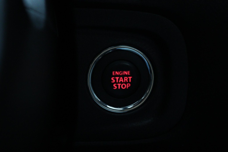 Suzuki Vitara - 1.4 Boosterjet Style Smart Hybrid 23