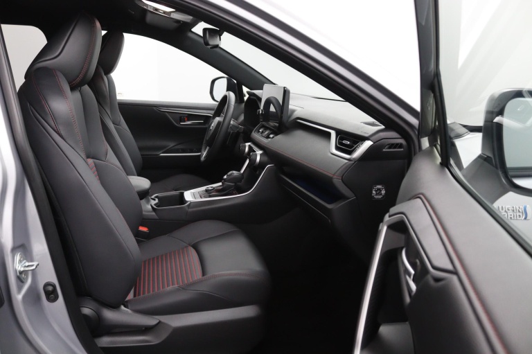 Suzuki Across - 2.5 Plug-in Hybrid Style Business 10