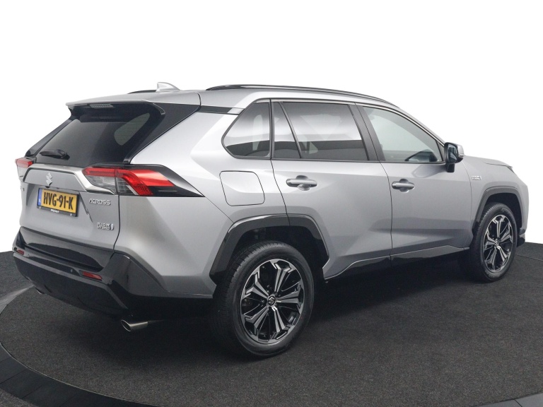 Suzuki Across - 2.5 Plug-in Hybrid Style Business 2