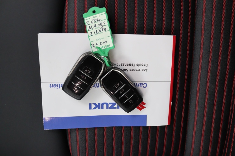 Suzuki Across - 2.5 Plug-in Hybrid Style Business 24
