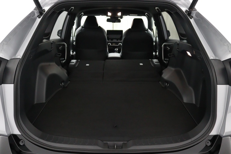 Suzuki Across - 2.5 Plug-in Hybrid Style Business 29