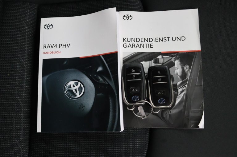 Toyota RAV4 - 2.5 Plug-in Hybrid AWD Dynamic 26
