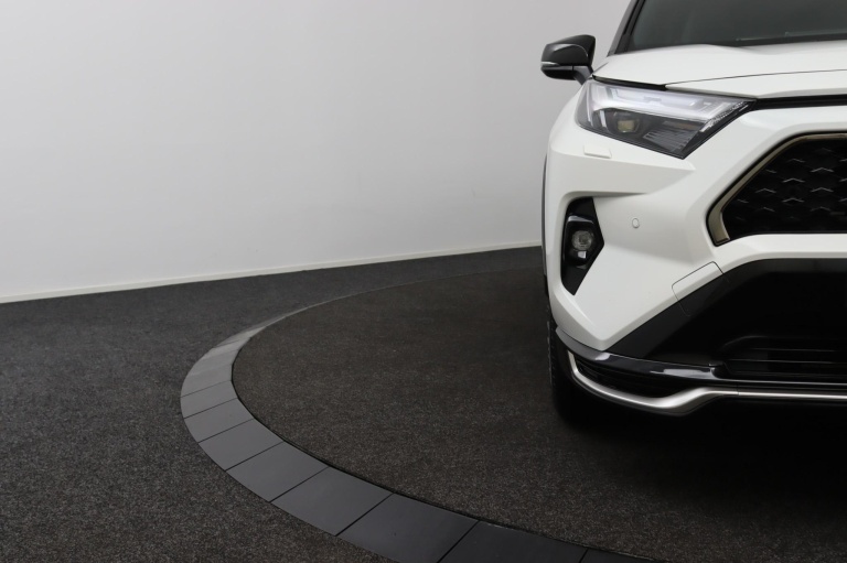Toyota RAV4 - 2.5 Plug-in Hybrid AWD Dynamic 37
