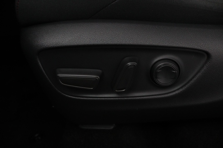 Toyota RAV4 - 2.5 Plug-in Hybrid AWD Dynamic 40