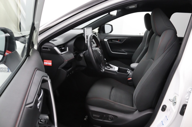 Toyota RAV4 - 2.5 Plug-in Hybrid AWD Dynamic 9