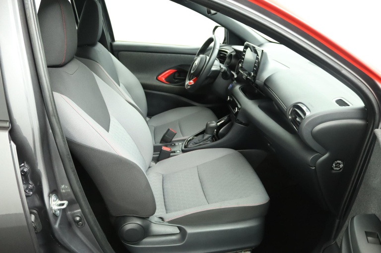 Toyota Yaris - 1.5 Hybrid 115 Tokyo Spirit 22