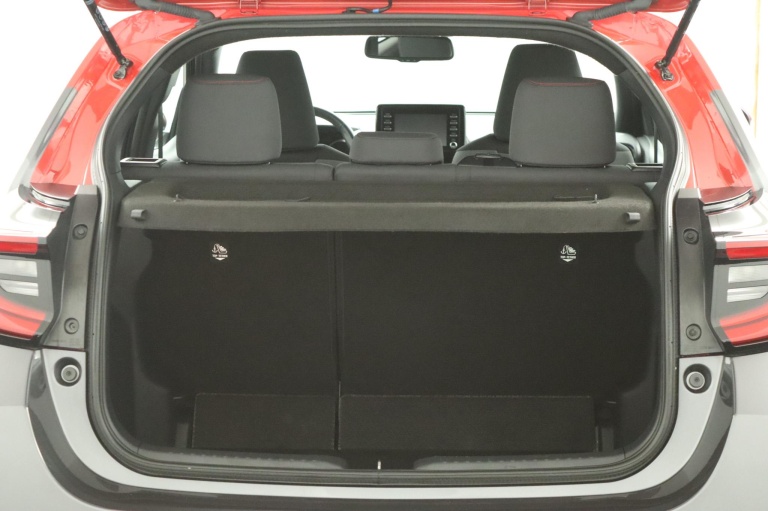 Toyota Yaris - 1.5 Hybrid 115 Tokyo Spirit 23