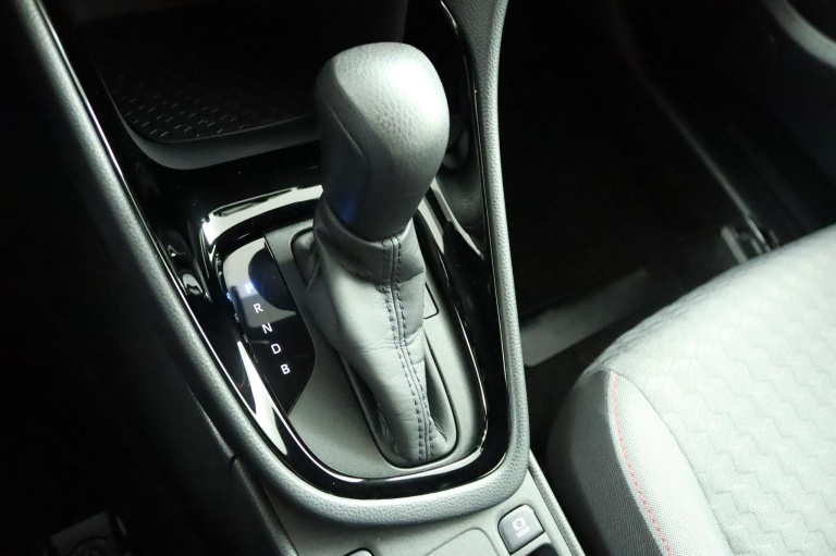 Toyota Yaris - 1.5 Hybrid 115 Tokyo Spirit 27