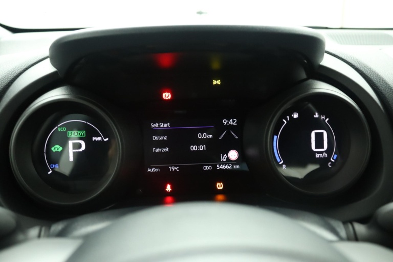 Toyota Yaris - 1.5 Hybrid 115 Tokyo Spirit 44