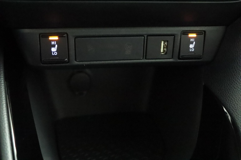 Toyota Yaris - 1.5 Hybrid 115 Tokyo Spirit 52