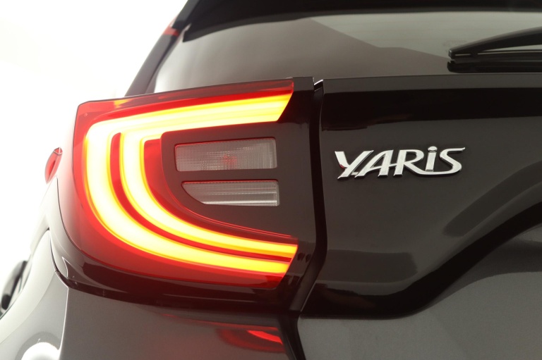 Toyota Yaris - 1.5 Hybrid 115 Tokyo Spirit 60