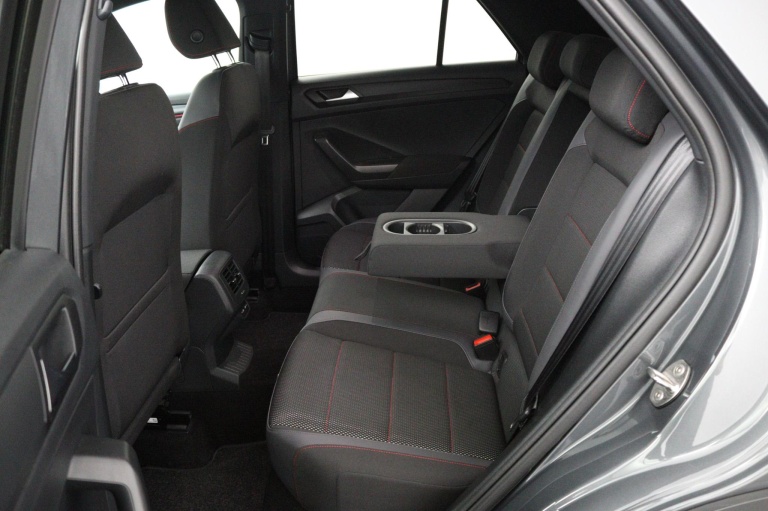Volkswagen T-Roc - 1.5 TSI Sport Business R 16