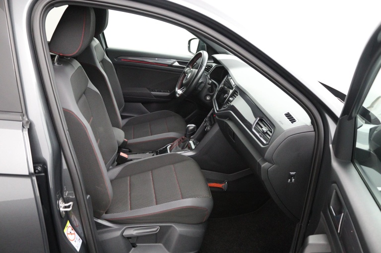 Volkswagen T-Roc - 1.5 TSI Sport Business R 17
