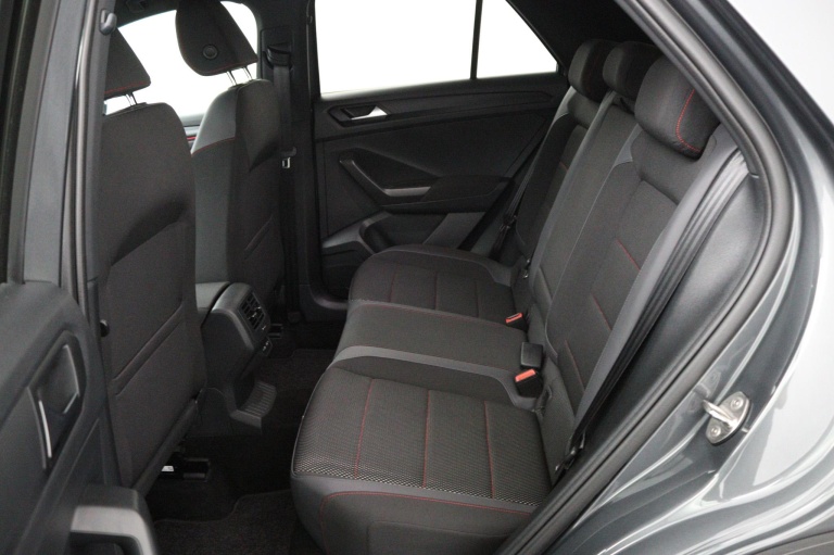 Volkswagen T-Roc - 1.5 TSI Sport Business R 18
