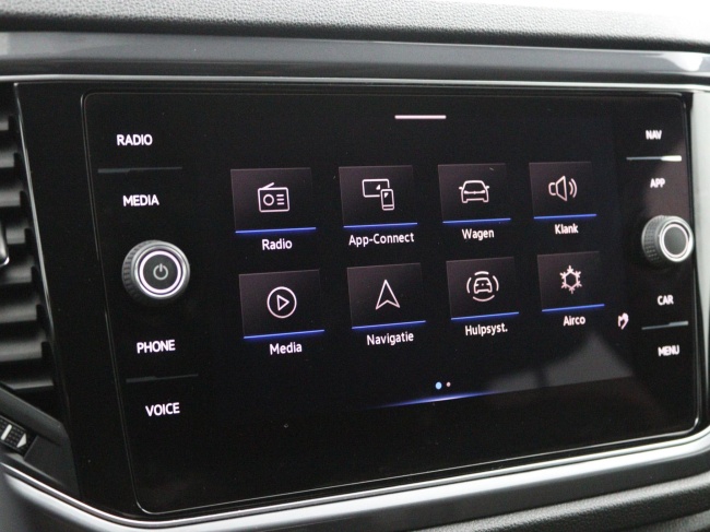 Volkswagen T-Roc - 1.5 TSI Sport Business R