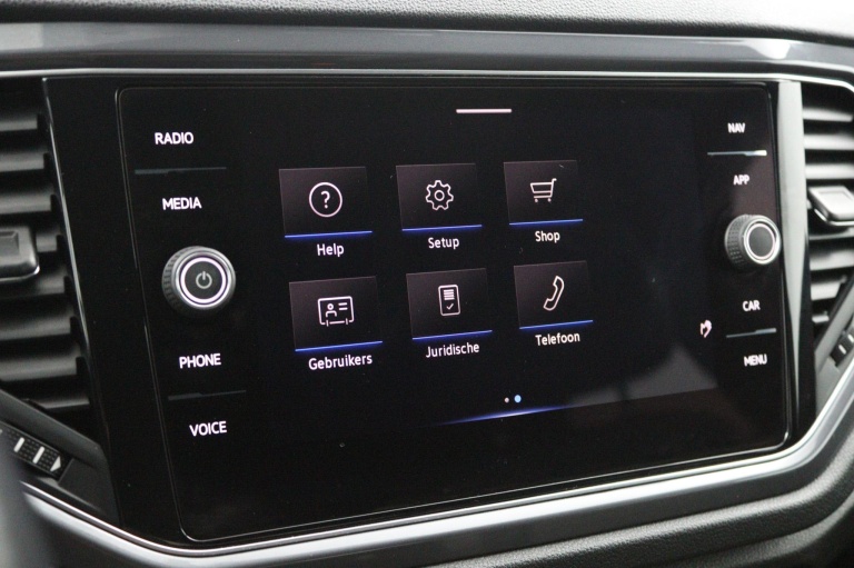 Volkswagen T-Roc - 1.5 TSI Sport Business R 26
