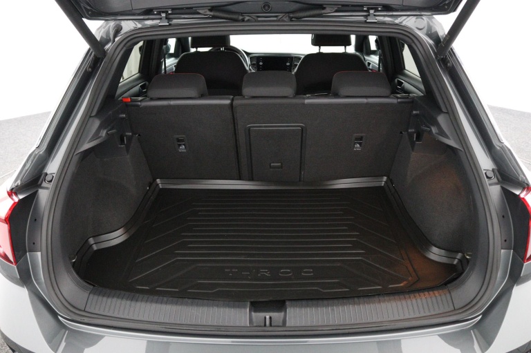 Volkswagen T-Roc - 1.5 TSI Sport Business R 32