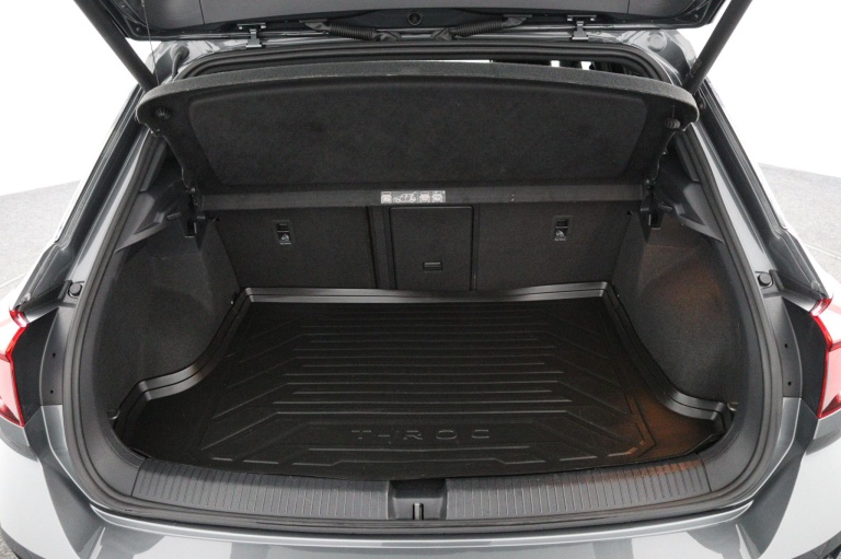 Volkswagen T-Roc - 1.5 TSI Sport Business R 33