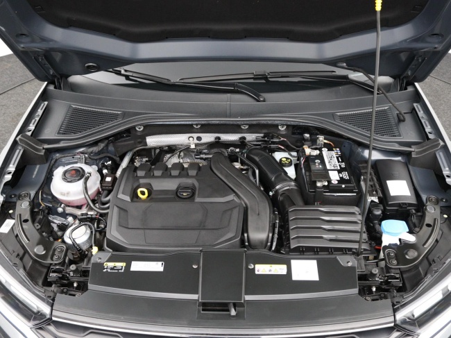 Volkswagen T-Roc - 1.5 TSI Sport Business R