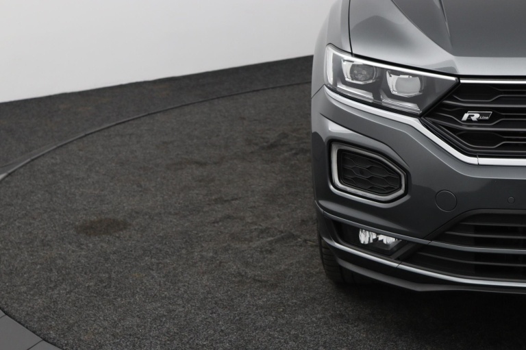Volkswagen T-Roc - 1.5 TSI Sport Business R 41